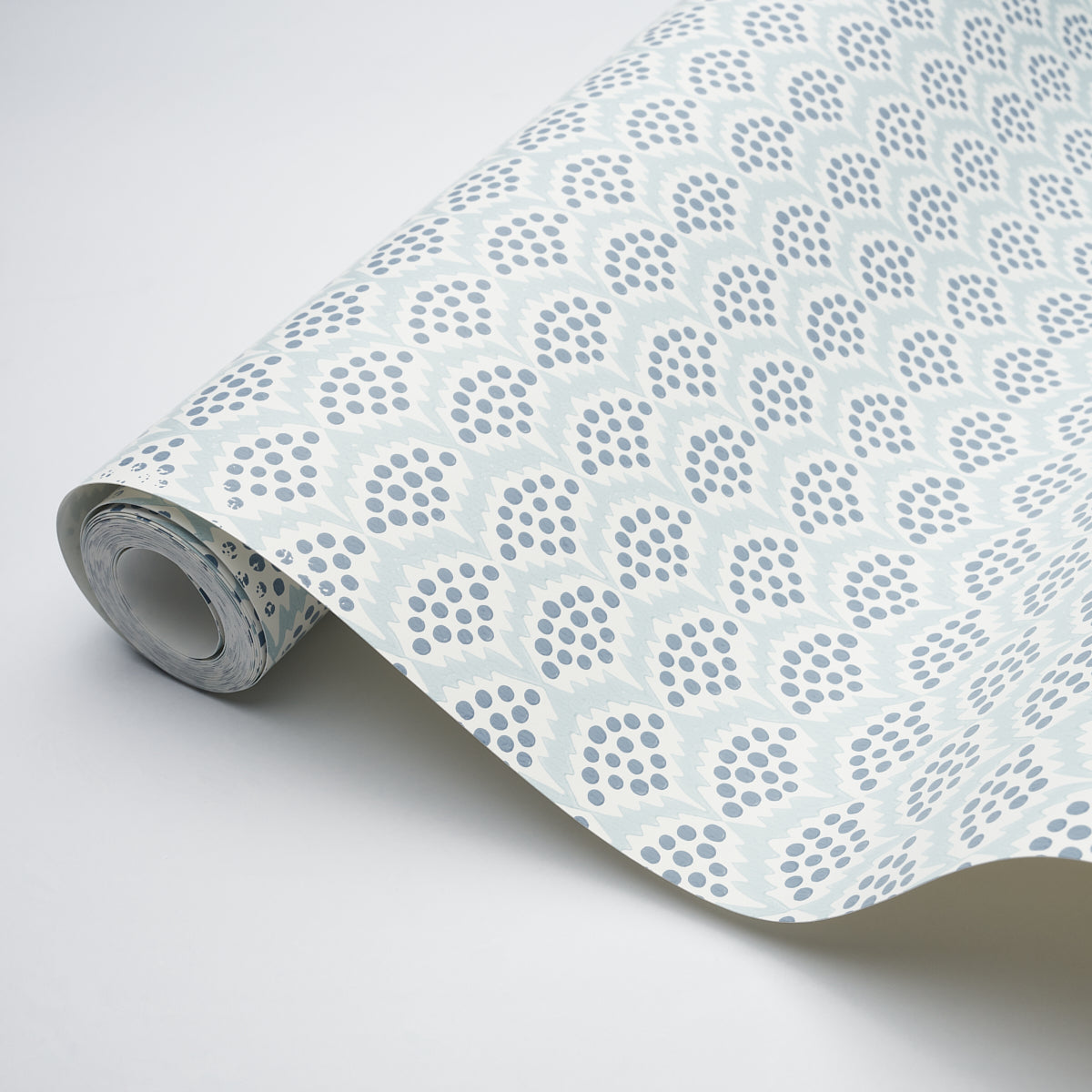 Schumacher Pollen Delft Wallpaper - Eade's Wallpaper