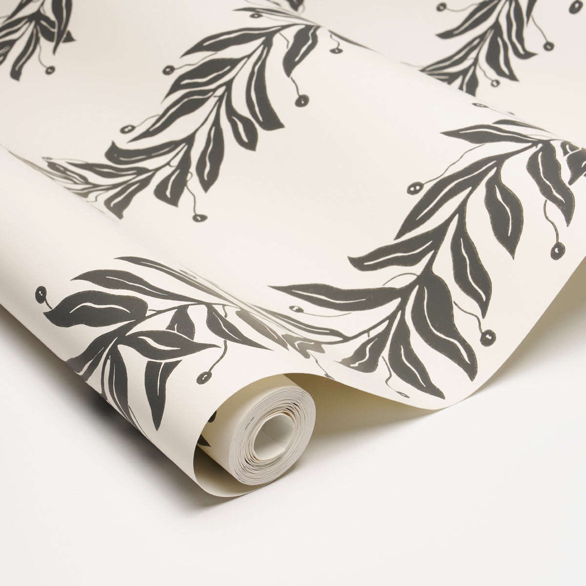 Eade’s BLACK & CREAM