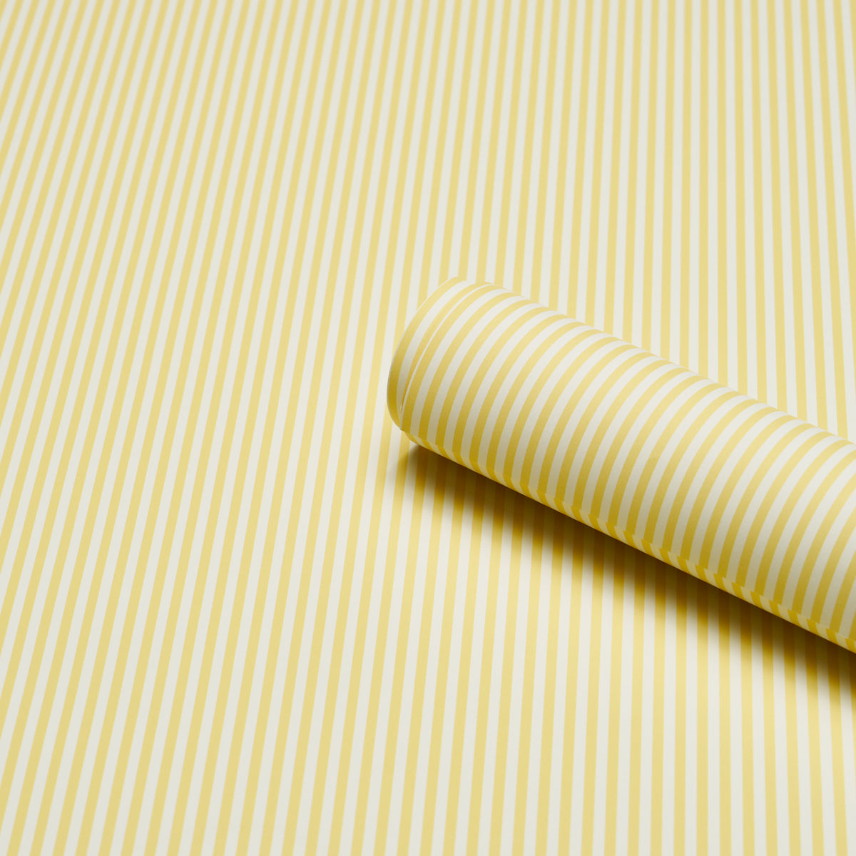 Schumacher 5017196 EMMA STRIPE NARROW in YELLOW Wallpaper - 