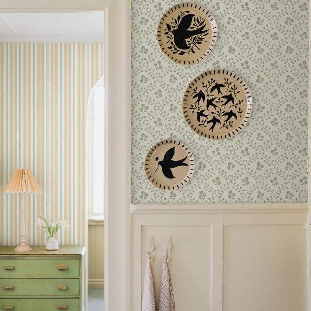 Schumacher 5823 IDUN in GREEN Wallpaper - BORÃ…STAPETER