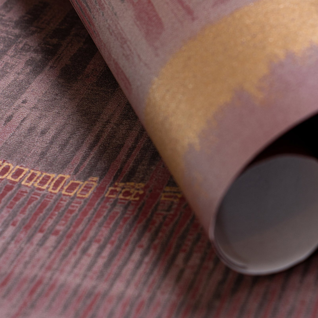 Eade's 64294-sample Red