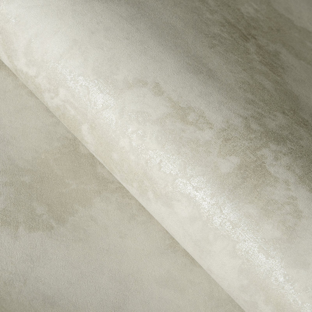 Eade's 64986-sample Cream