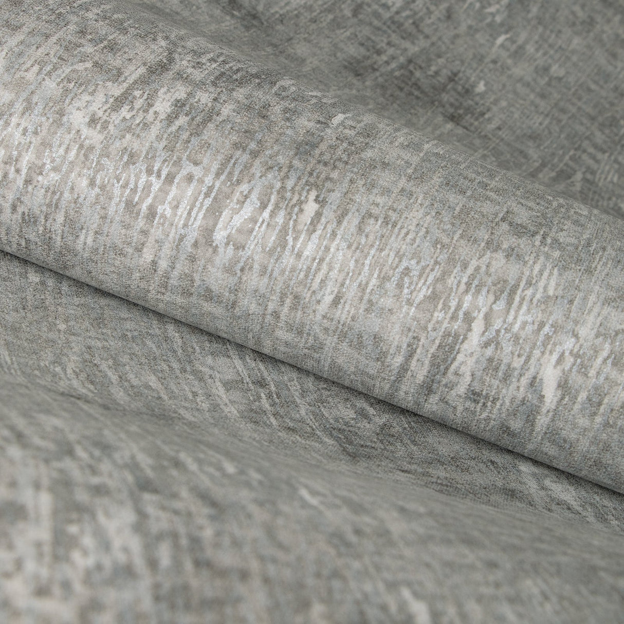 Eade's 64991-sample Silver Grey