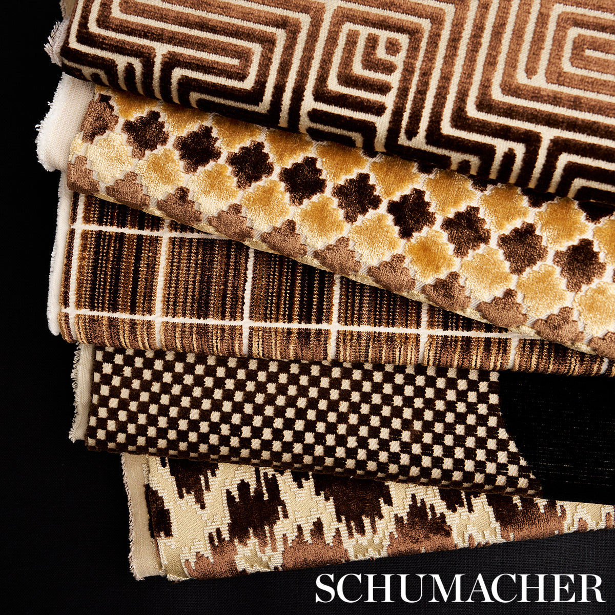Schumacher Serenissimo Velvet Toffee Fabric - Eade's Wallpaper