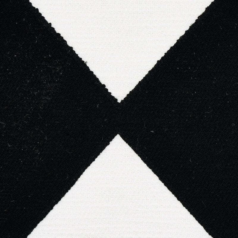 Eade’s BLACK