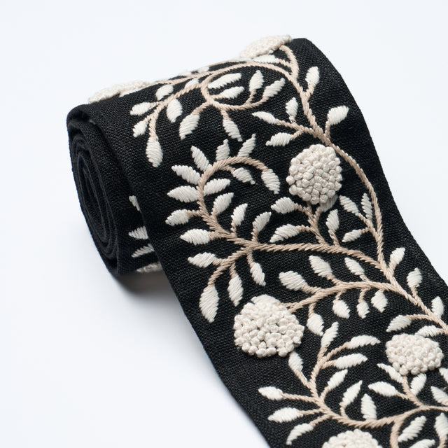 Schumacher 76298 ASHOKA TAPE in BLACK & CREAM Trim - PERENNI