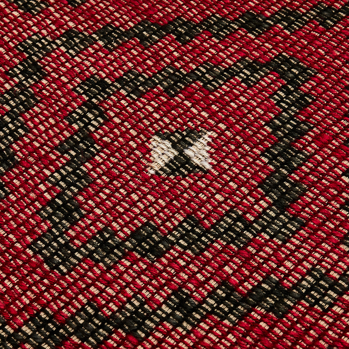 Eade’s RED & BLACK