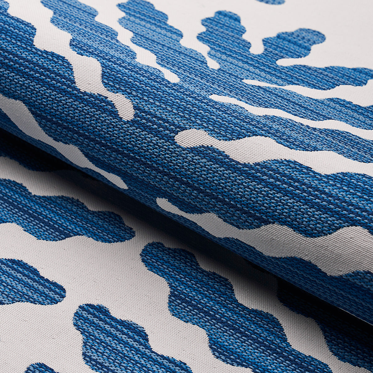 Schumacher Palma Sola Indoor/Outdoor Navy Fabric - Eade's Wallpaper