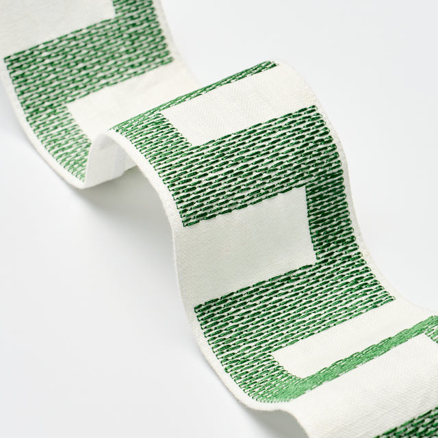 Schumacher 79932 MATRIX TAPE in GREEN Trim - PERENNIAL FAVOR