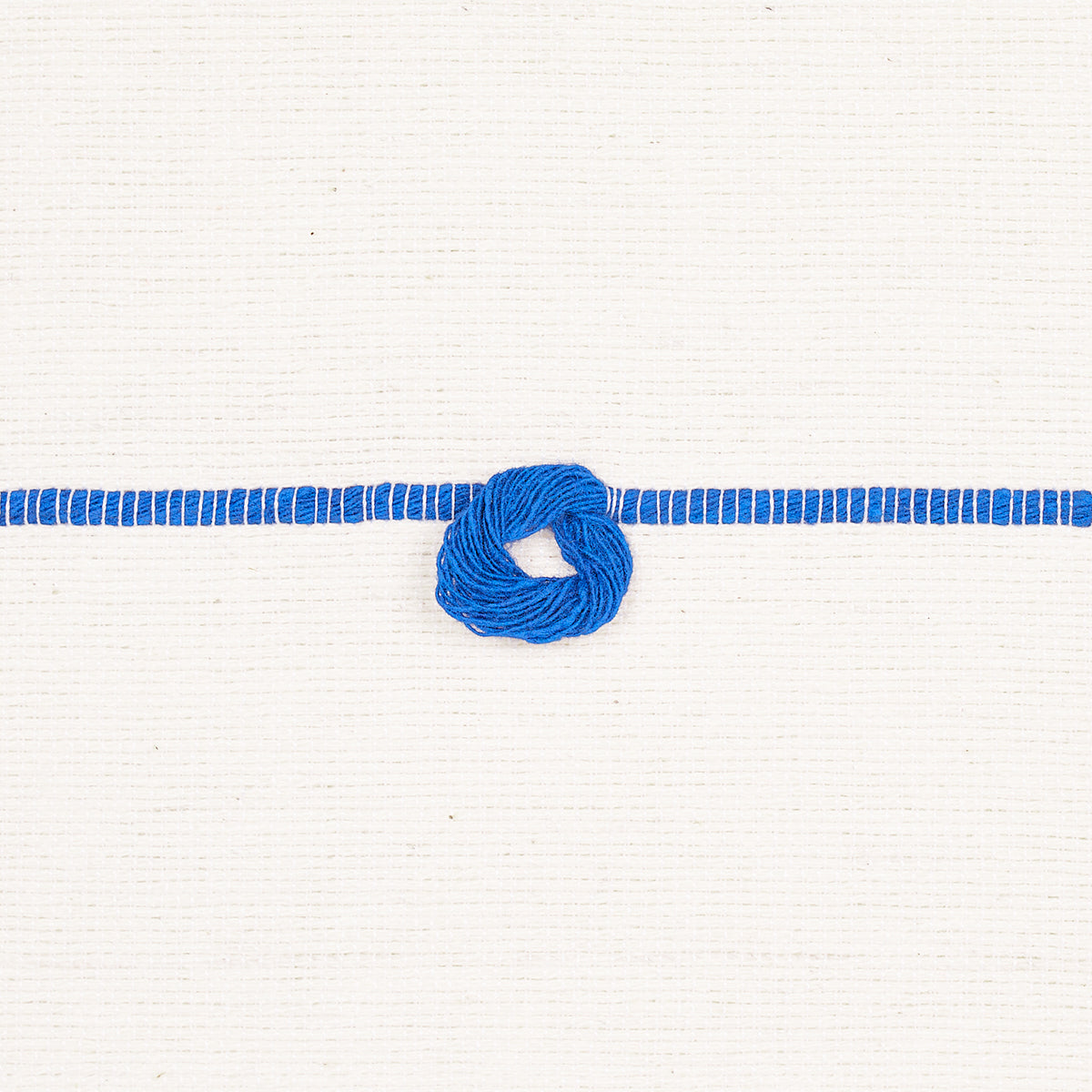 Schumacher 81380 GLOBO KNOTTED HANDWOVEN in ROYAL BLUE Fabri
