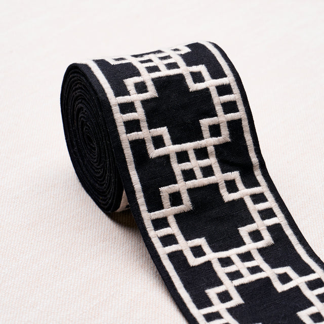 Schumacher 83593 SQUARED AWAY TRELLIS TAPE in BLACK Trim - S