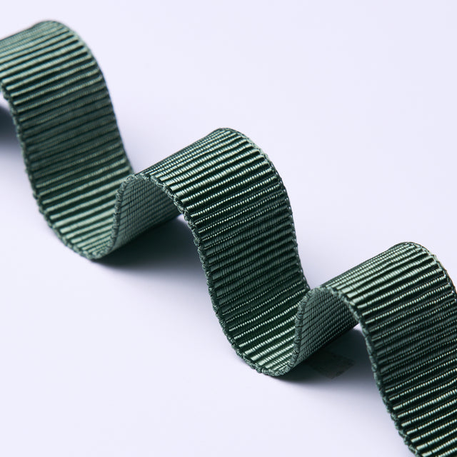 Schumacher 83860 MEDIUM FAILLE TAPE in PATINA Trim - PERENNI