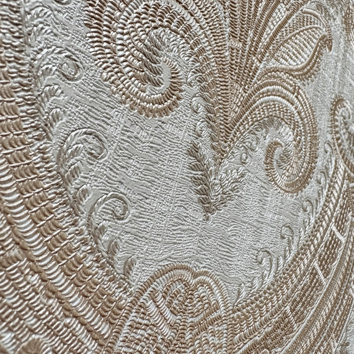Veer Decor Traditional Damask Gold Wallpaper 8387-AL5