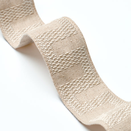 Schumacher 83923 MATRIX TAPE NARROW in NATURAL Trim - PERENN