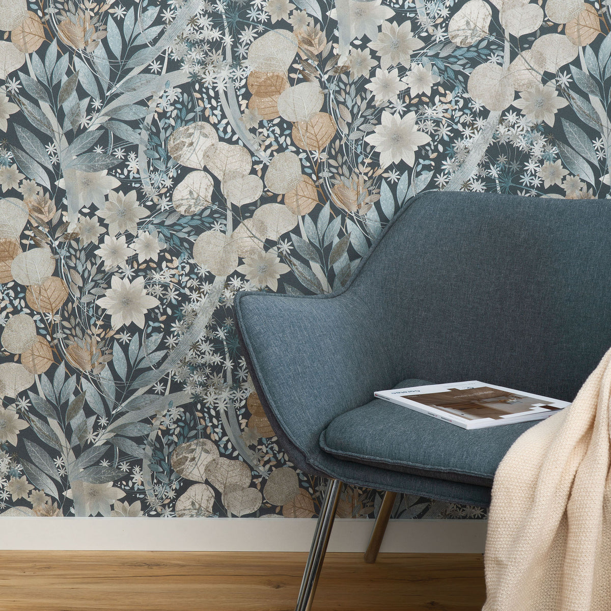 Veer Decor Secret Grove Navy Wallpaper 8415-VRSG-AB6