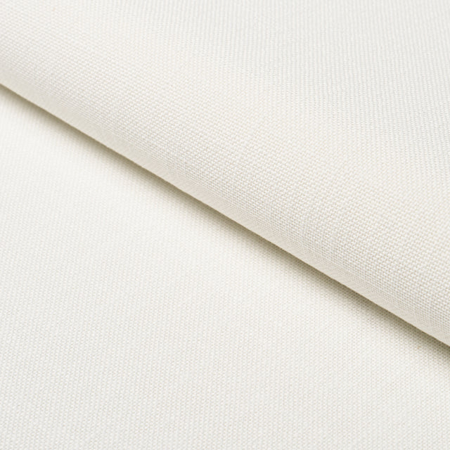 Schumacher Sasha Indoor/Outdoor White Fabric - Eade's Wallpaper