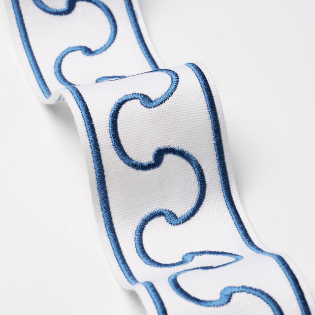 Schumacher 84562 GRENELLE in MARINE Trim - PALOMA CONTRERAS 