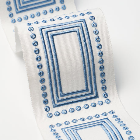 Schumacher 84612 PORTE PARISIEN in PORCELAIN Trim - PALOMA C