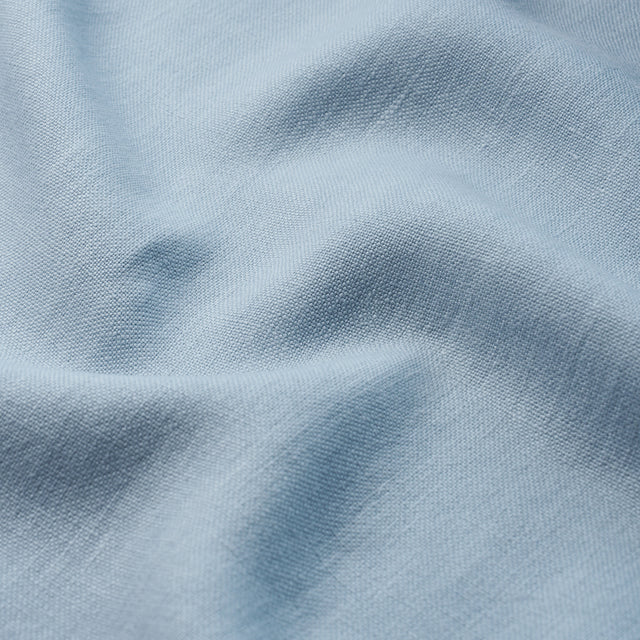 Schumacher 84954 KAI LINEN in SKY Fabric - PERFECT BASICS: L