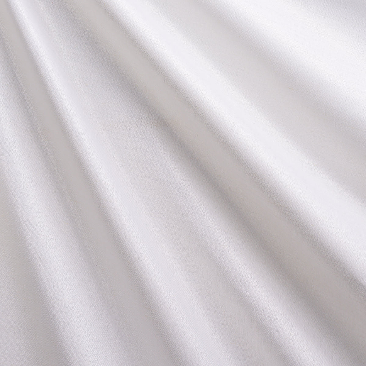 Schumacher 85270 PATENT LINEN in WHITE Fabric - PATTERSON FL