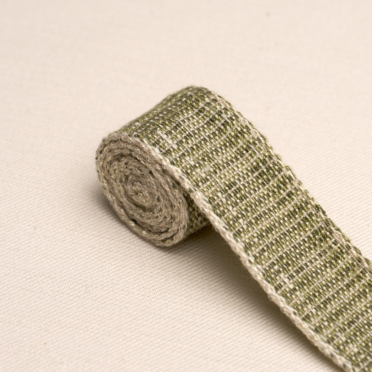 Schumacher 86201 TWEED TAPE NARROW in LEAF Trim - PERENNIAL 