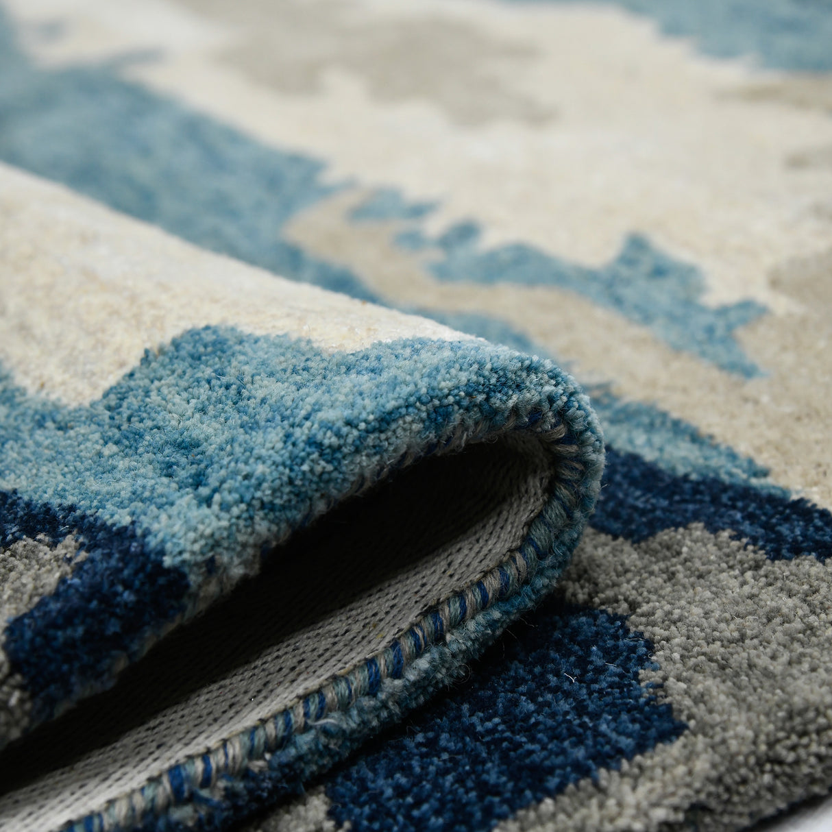 Amer Rugs ABS-4 Abstract Contemporary Area Rug
