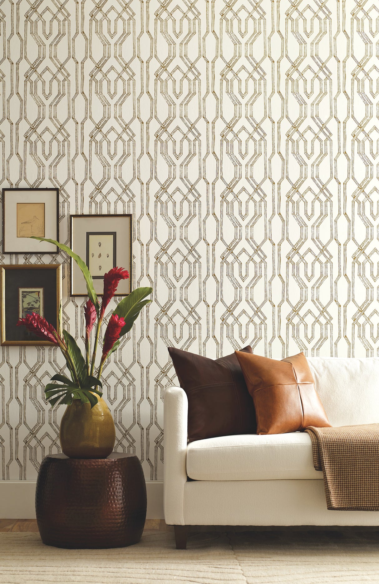 York AF6560 Oriental Lattice White & Gold Wallpaper