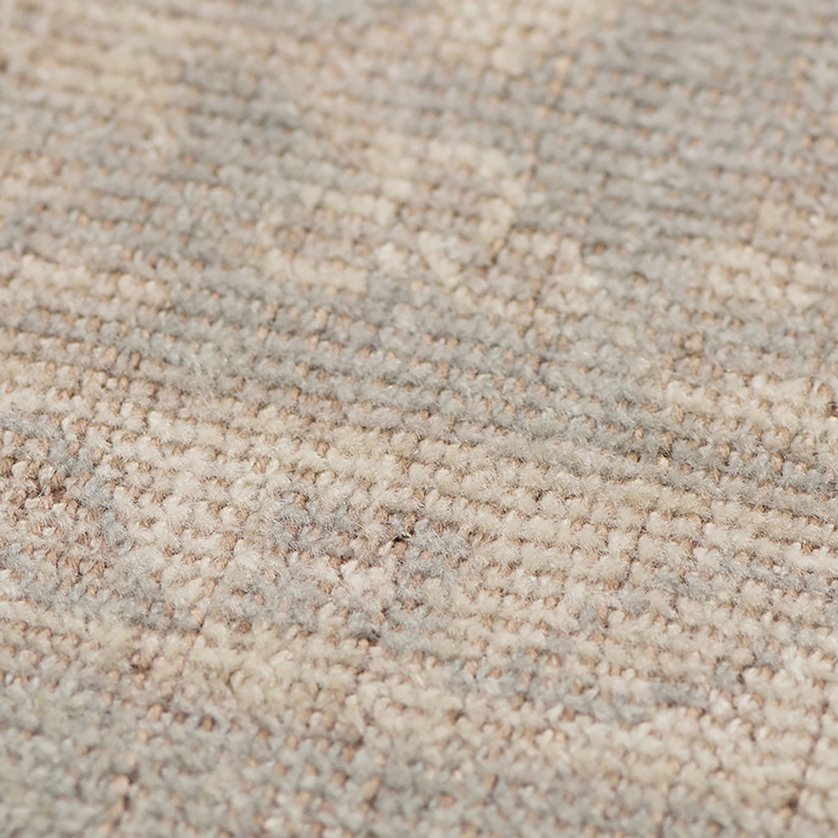 Amer Rugs AIN-2 Ainsley Classic Bordered Area Rug