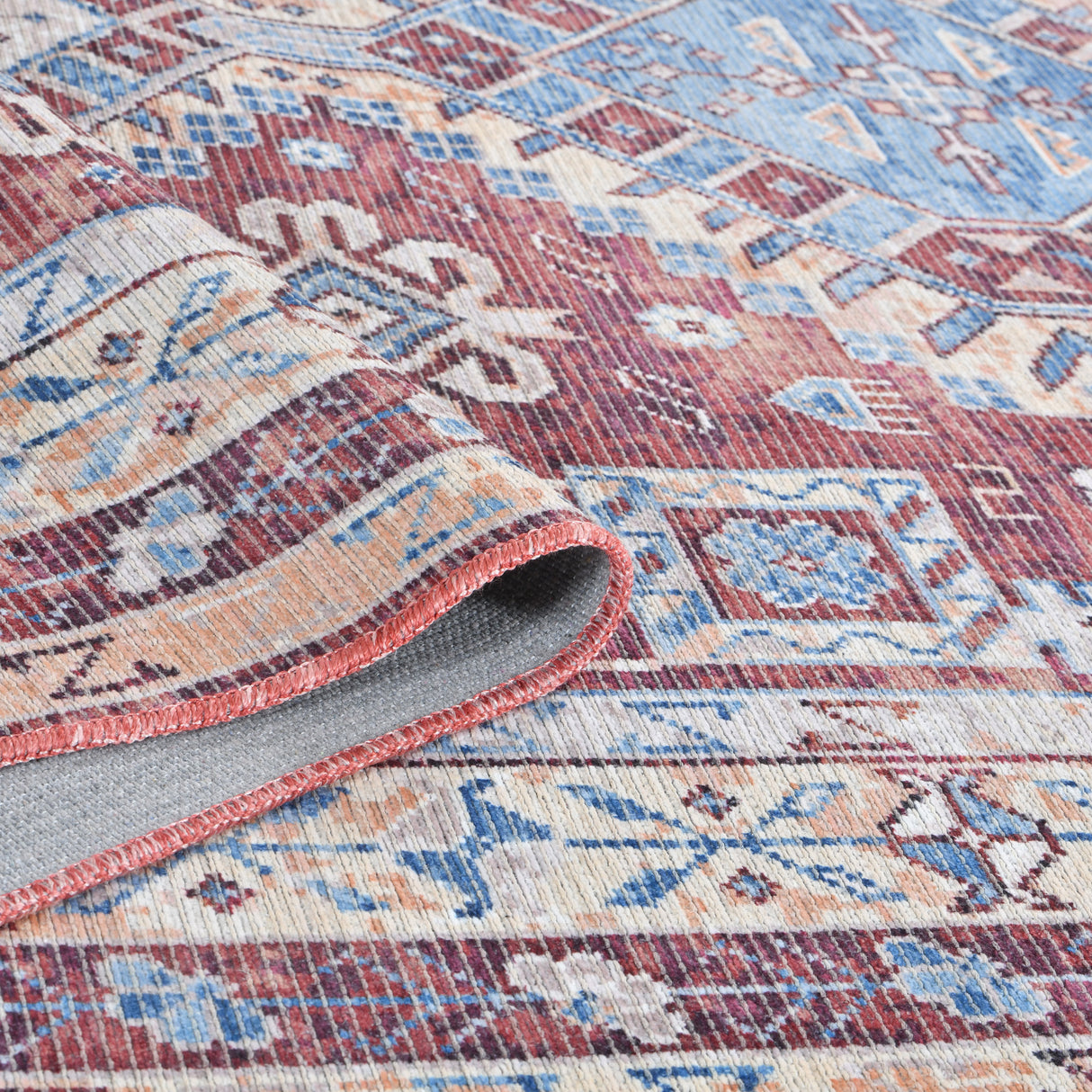 Amer Rugs ALA-10 Alaska Machine-Washable Vintage Medallion Power-Loomed /Terracotta Area Rug