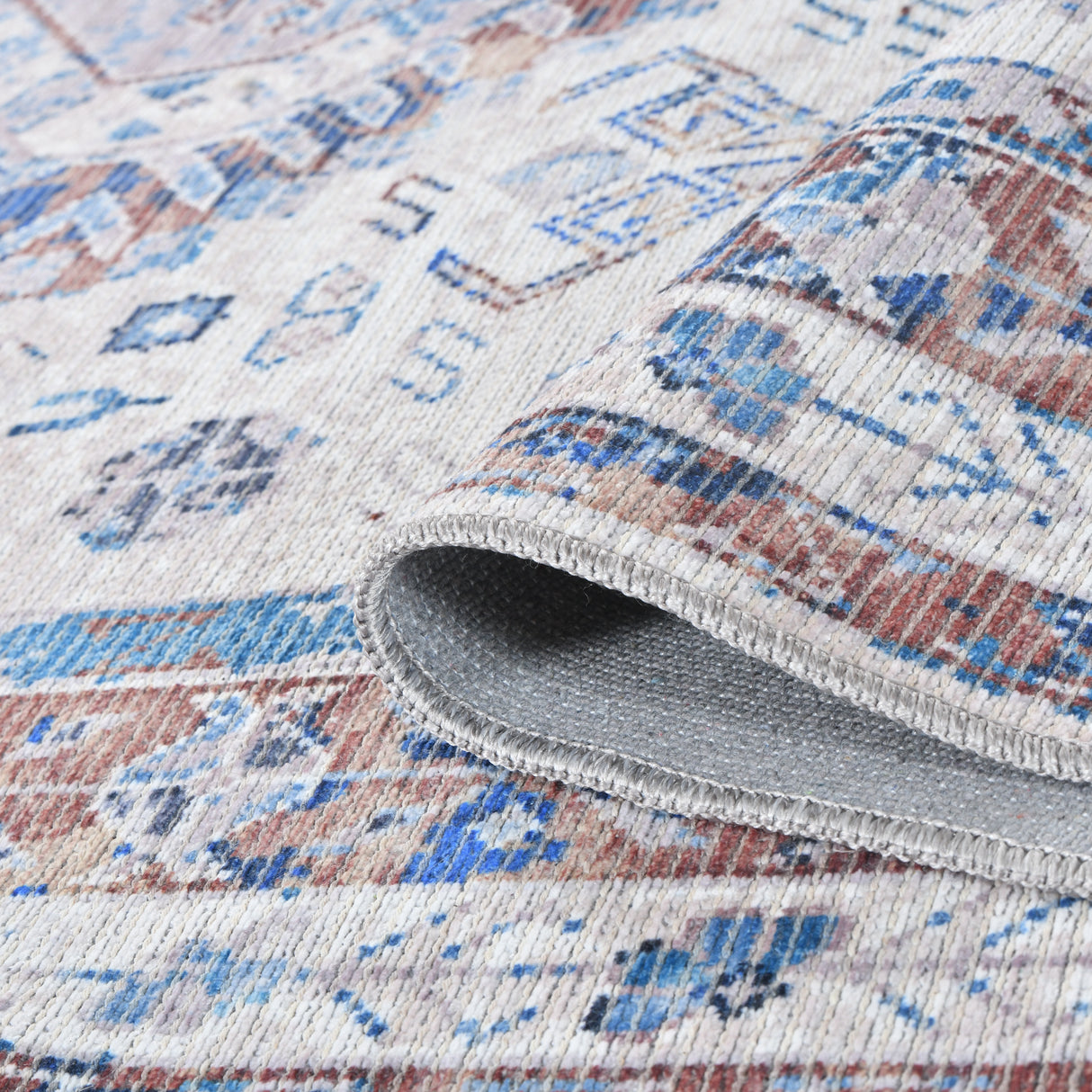 Amer Rugs ALA-8 Alaska Machine-Washable Vintage Medallion Power-Loomed /Red Area Rug