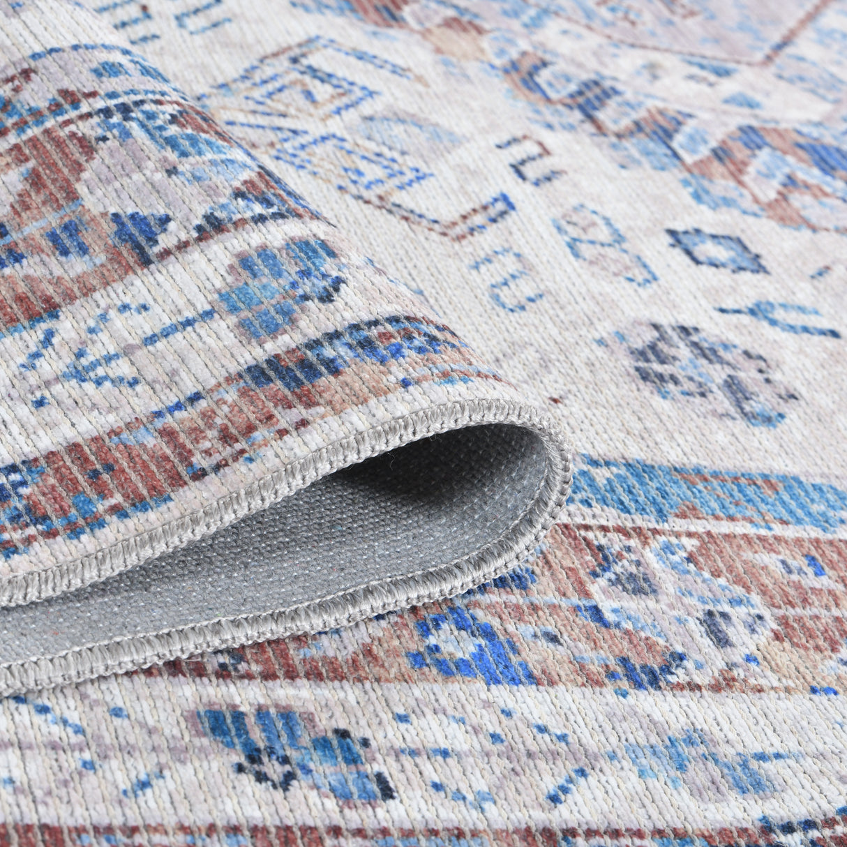 Amer Rugs ALA-8 Alaska Machine-Washable Vintage Medallion Power-Loomed /Red Area Rug