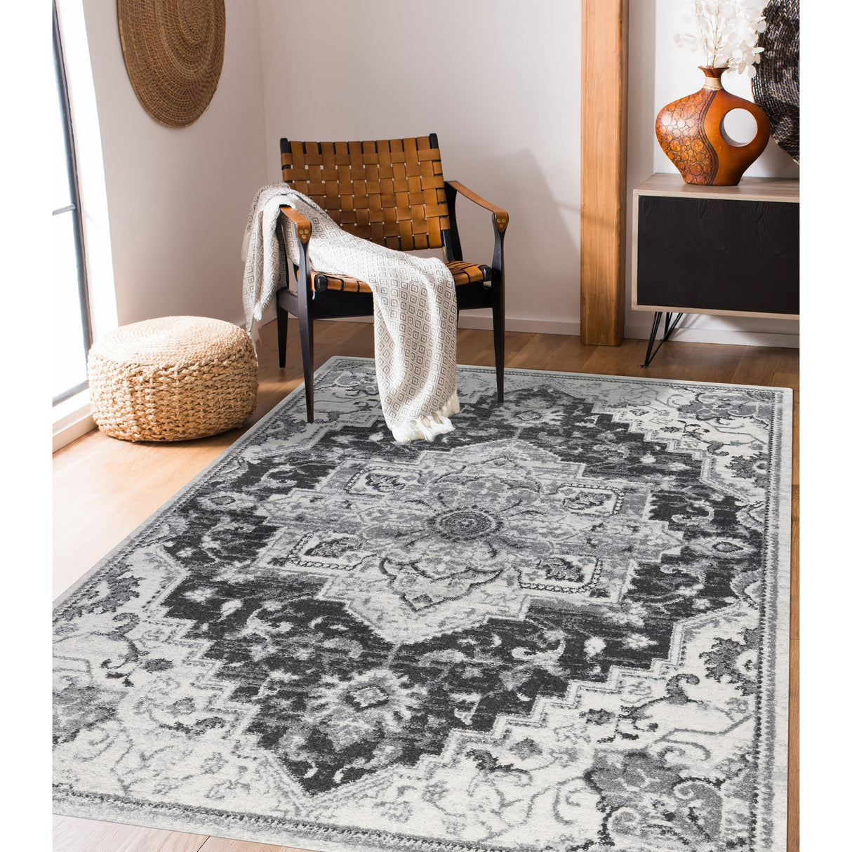 Amer Rugs ALX-89 Alexandria Classic Medallion Runner Rug, 2'6" X 10'3" Area Rug