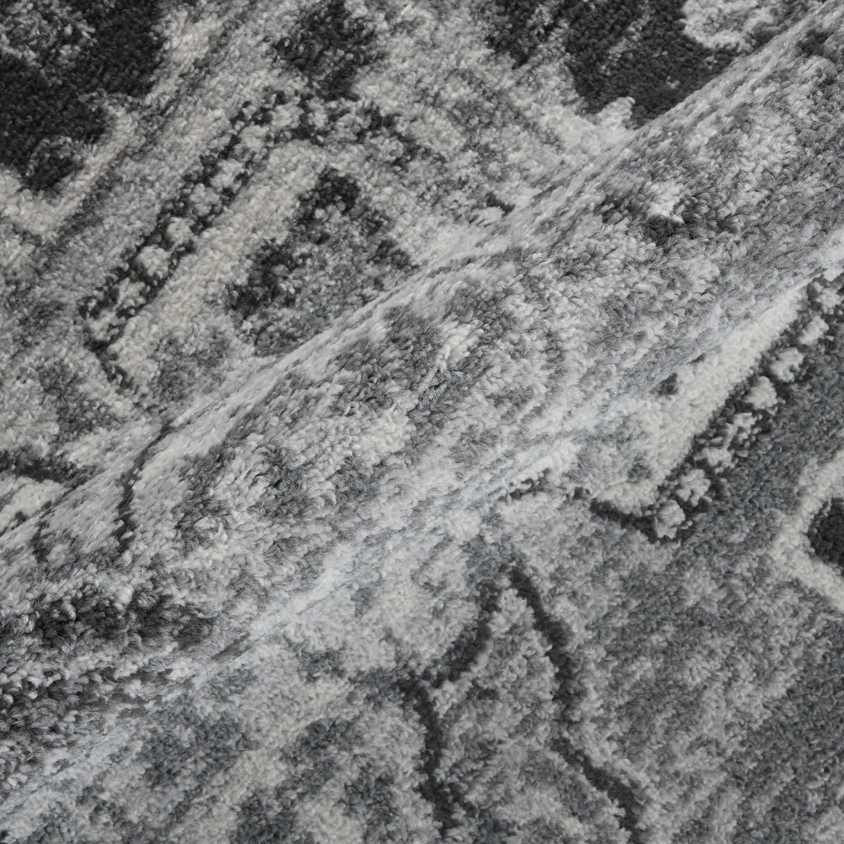 Amer Rugs ALX-89 Alexandria Classic Medallion Runner Rug, 2'6" X 10'3" Area Rug