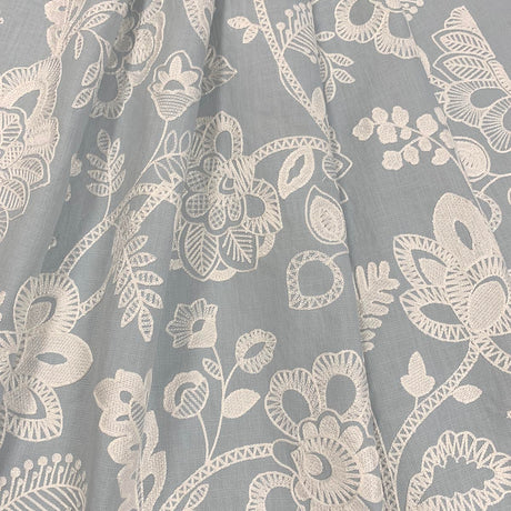 Eade’s ANNIE SKY SKY