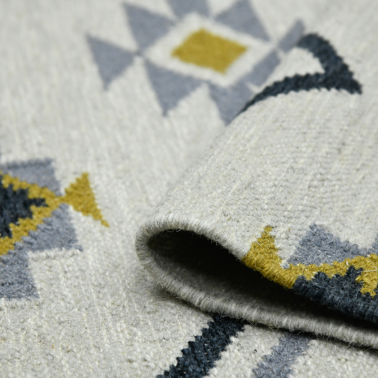 Amer Rugs ARI-5 Artifacts Southwestern Tribal Area Rug
