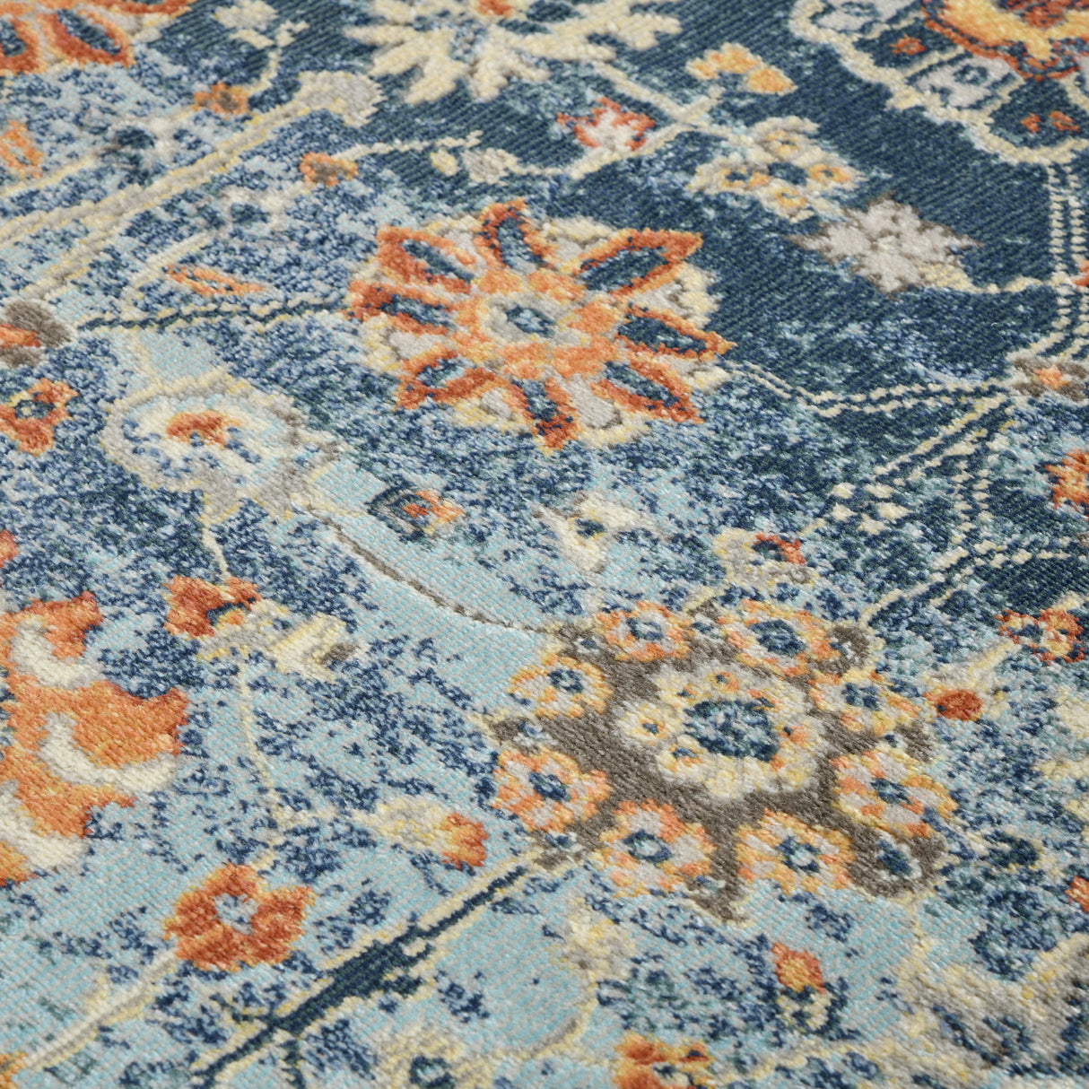 Amer Rugs BHM-5 Bohemian Classic Floral Area Rug