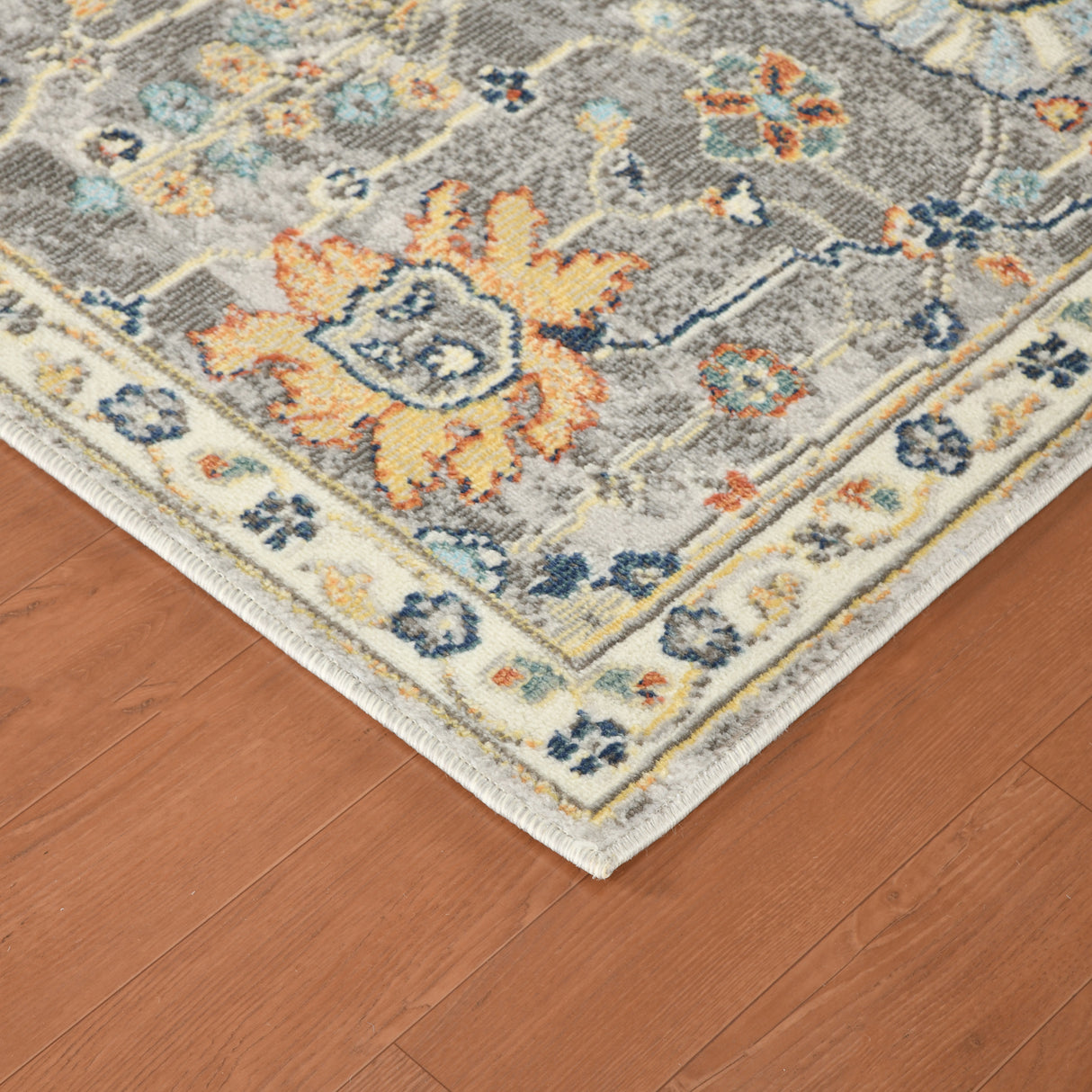 Amer Rugs BHM-6 Bohemian Classic Floral Area Rug