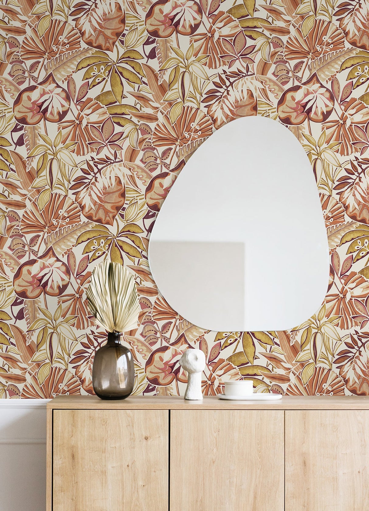 Caroline et Bettina CBS4515 Amber Feuilles Peel & Stick Wallpaper