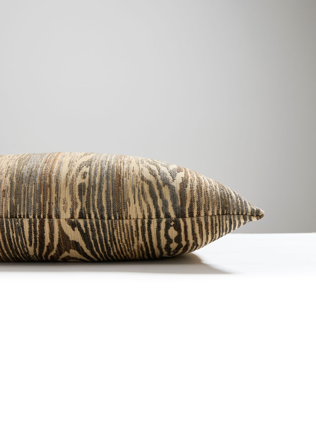 Scalamandre CD 0004MUIRPILL MUIR WOODS PILLOW - Pillow Colle