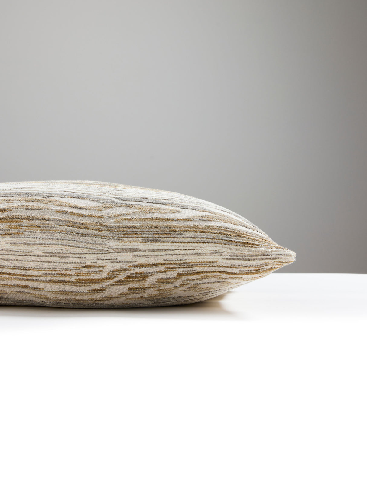 Scalamandre CD 0054LMUIRPILL MUIR WOODS PILLOW - Pillow Coll