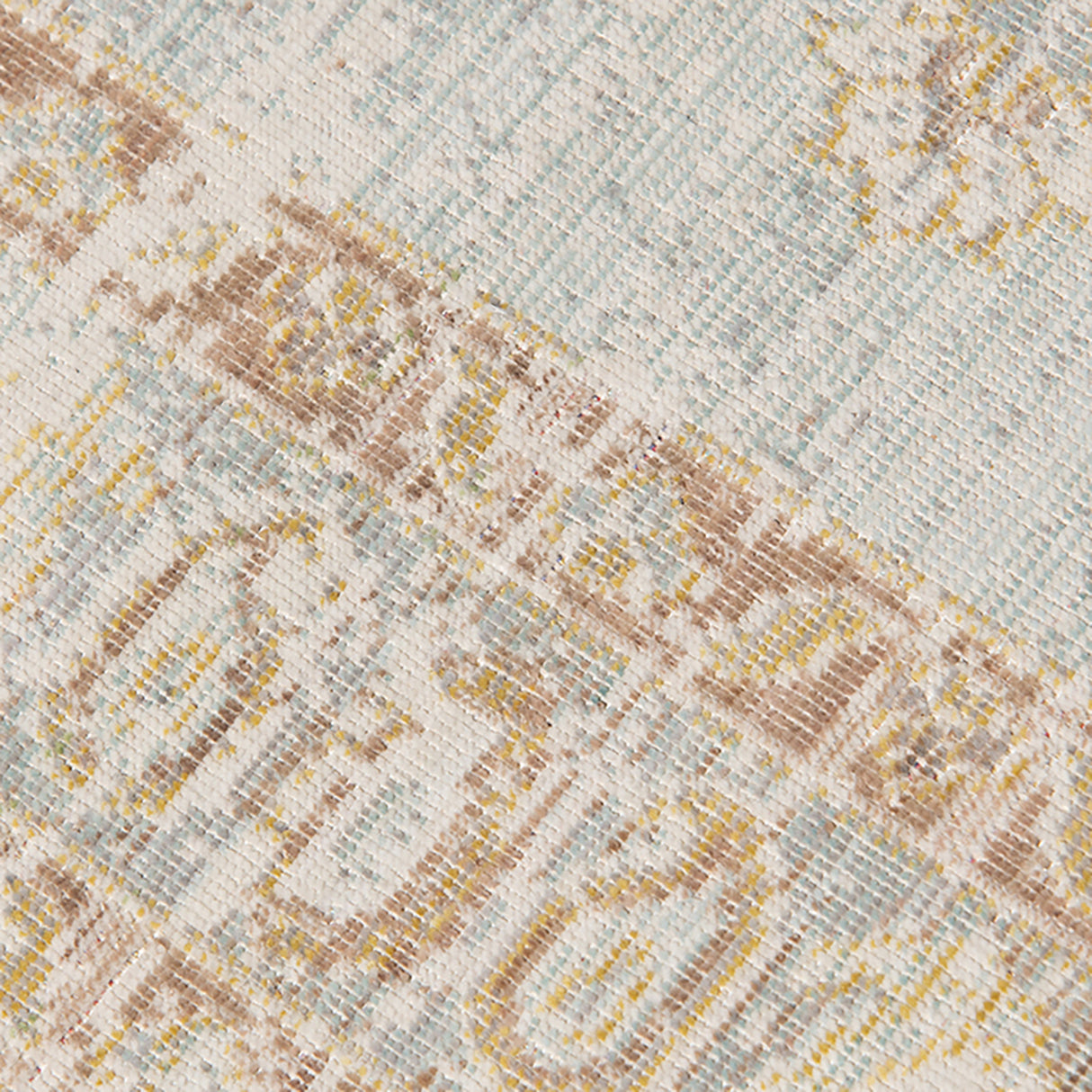 Amer Rugs CEN-11 Century Vintage Medallion /Ivory Area Rug