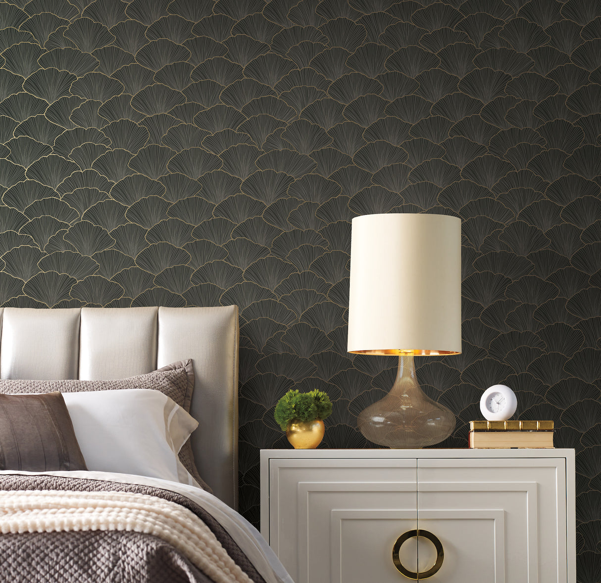 York CI2336 Luminous Gingko Grey Wallpaper