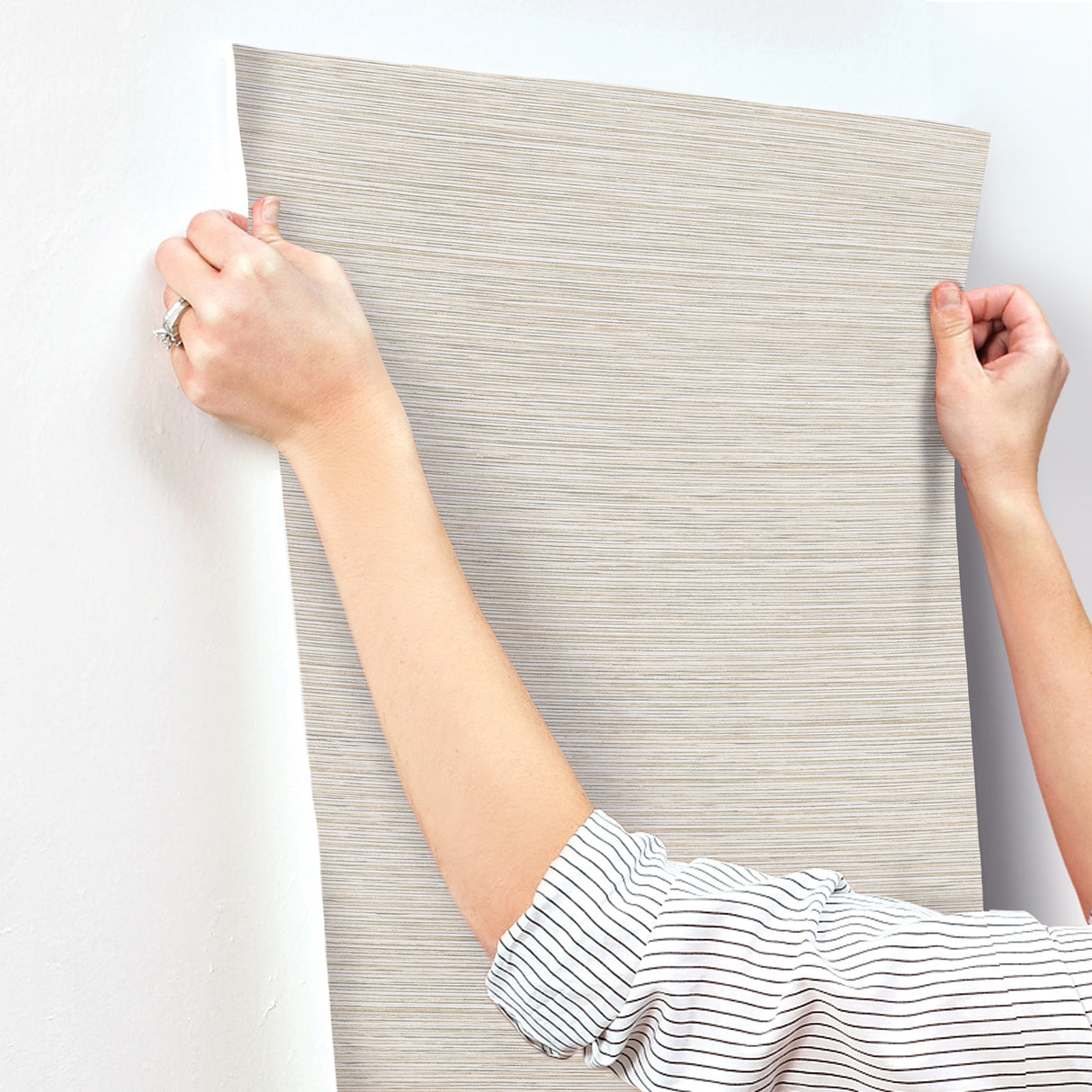 Candice Olson COD0635 Stacked Bamboo Silver Stripe Wallpaper