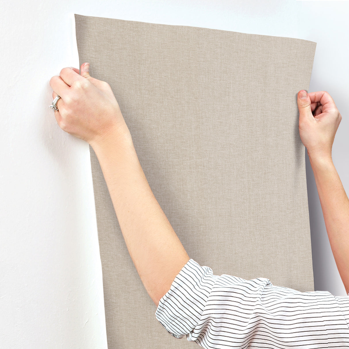 Candice Olson COD0643N Loominosity Taupe Faux Linen Wallpaper