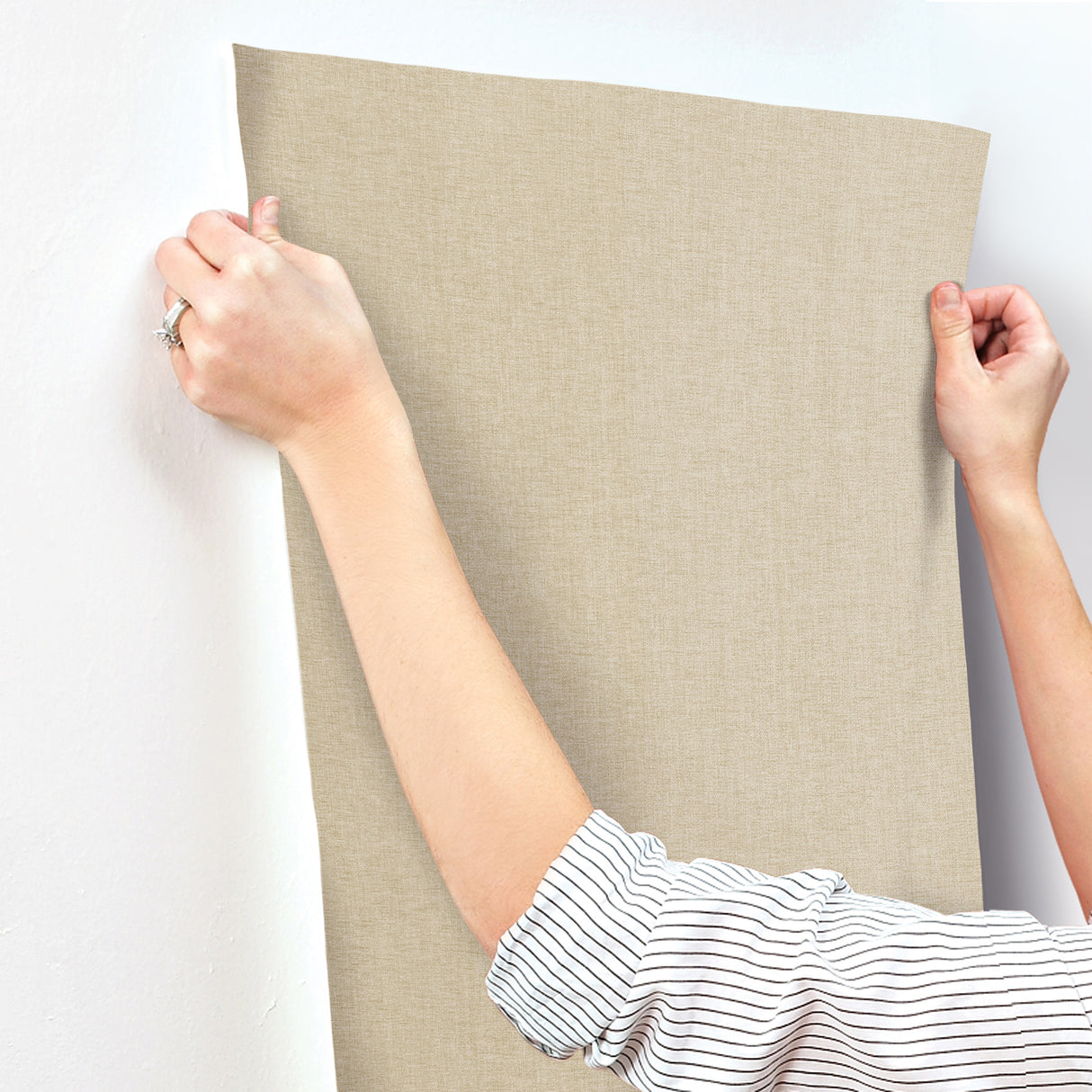 Candice Olson COD0645 Loominosity Khaki Faux Linen Wallpaper