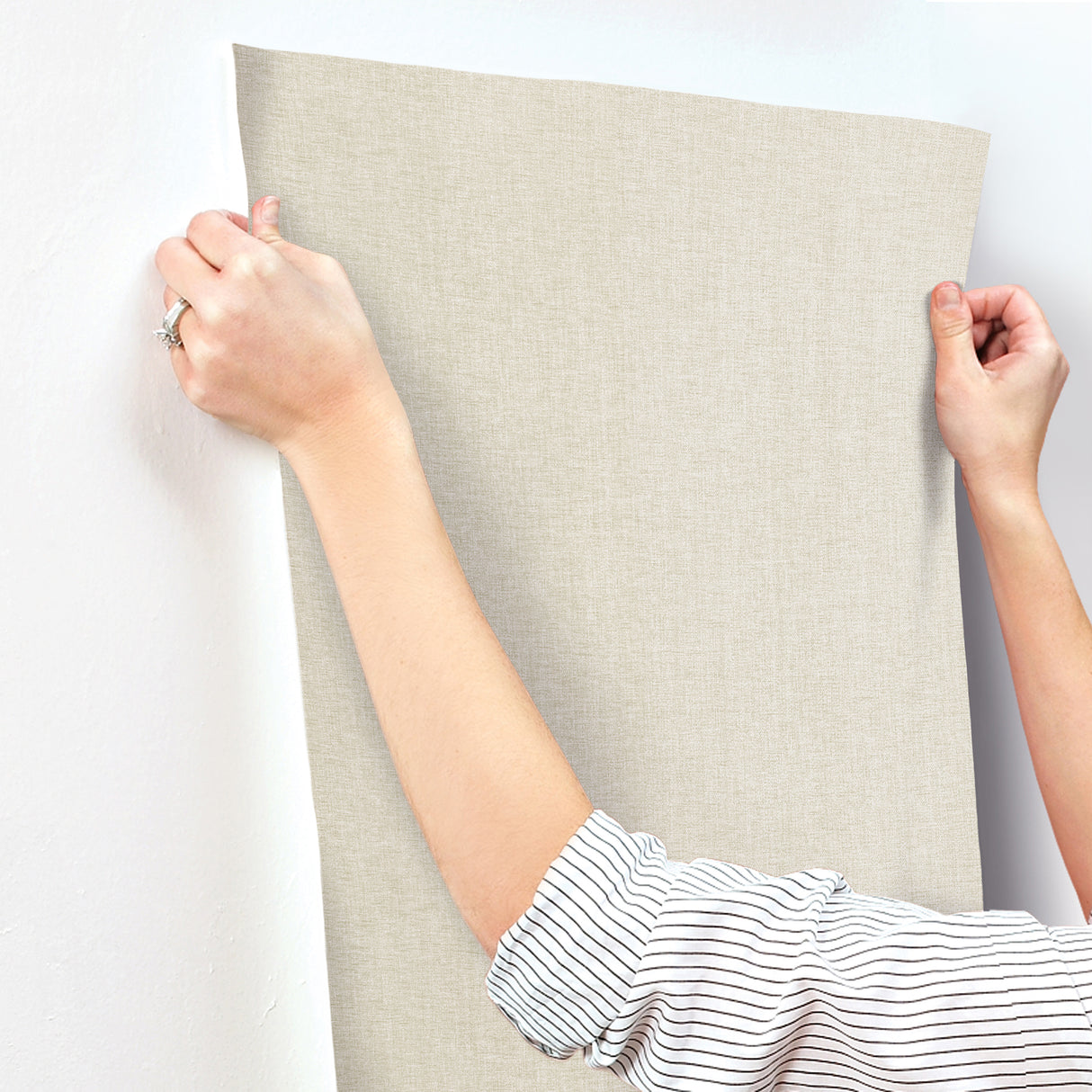 Candice Olson COD0648N Loominosity Champagne Faux Linen Wallpaper