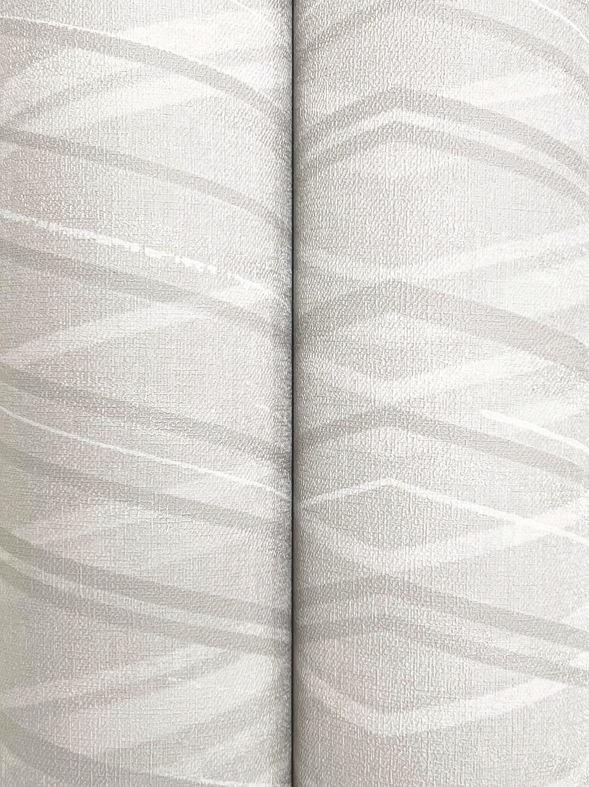 Candice Olson COD0658 Focal Point Light Grey Chevron Wallpaper