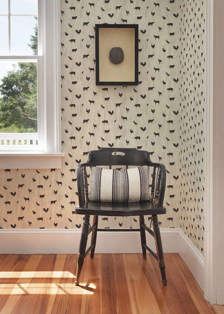 Chesapeake CTR64253 Farnhan Black Animal Toss Wallpaper