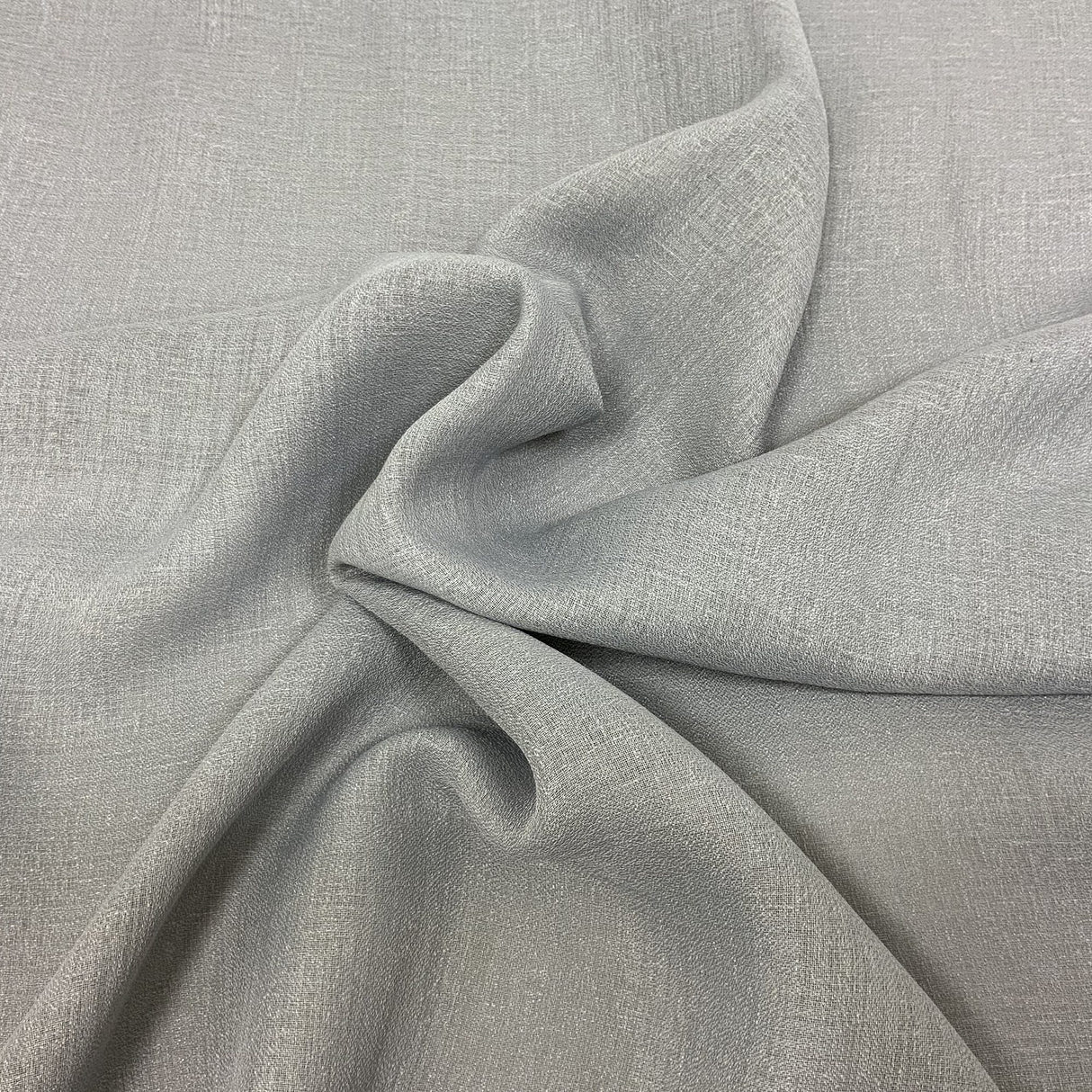  93-J8831 DAINTY Fabric - Eade's Wallpaper & Fabric