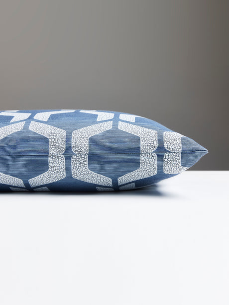 Scalamandre DB 0001LCRAQPILL CRAQUELE LUMBAR PILLOW - Pillow